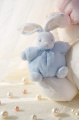 Plyšový zajačik Perle-Chubby Rabbit Kaloo 18 cm v darčekovom balení pre najmenších krémový