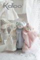 Plyšový medvedík bábkové divadlo Perle-Doudou Bear Kaloo 20 cm v darčekovom balení pre najmenších modrý