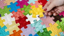 Ortopedică podložka Nano puzzle în puzzle MUFFIK pentru dezvoltarea sănătoasă a tălpilor, galben pastel