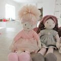 Bábika handrová Alma Rag Doll ThreadBear 35 cm z jemnej mäkkej bavlny so zapletenými hnedými vláskami