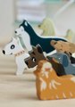 Drevený salón pre psíkov Waggy Tails Dog Salon Tender Leaf Toys so 7 figúrkami psíkov
