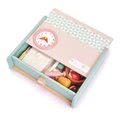 Drevená kuchynka v šuflíku Kitchenette Tender Leaf Toys s hodinami panvicou a potravinami