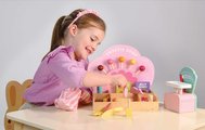 Drevený obchod so sladkosťami Sweetie Pic'N'Mix Shop Tender Leaf Toys s váhou cukríkmi a lízatkami