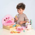 Drevený obchod so sladkosťami Sweetie Pic'N'Mix Shop Tender Leaf Toys s váhou cukríkmi a lízatkami
