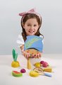 Drevená doska s tropickým ovocím Tropical Fruit Chopping Board Tender Leaf Toys s nožom na krájanie od 24 mes