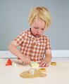 Drevená doska so syrom Cheese Chopping Board Tender Leaf Toys s nožom na krájanie od 24 mes