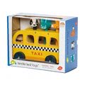 Drevené žlté auto Animal Taxi Tender Leaf Toys 3 zvieratká so zvukmi od 18 mes