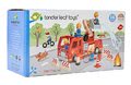 Drevené hasičské auto Fire Engine Tender Leaf Toys s funkčnou plošinou a 4 hasiči s doplnkami