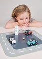 Drevené elektromobily Smart Car Set Tender Leaf Toys s nabíjacou stanicou a 3 autíčkami od 18 mes
