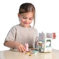 Drevené autíčko s mliečnym barom Kitty´s Milkshake Van Tender Leaf Toys s 3 figúrkami mačičiek