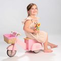 Drevené odrážadlo s prúteným košíkom Scooter with Basket Tender Leaf Toys ružové s gumenými kolesami od 24 mes