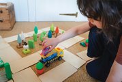 Drevené stohovateľné autíčka Stacking Cars Tender Leaf Toys 7 druhov autíčok pre rozvoj jemnej motoriky od 18 mes
