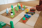 Drevené stohovateľné autíčka Stacking Cars Tender Leaf Toys 7 druhov autíčok pre rozvoj jemnej motoriky od 18 mes